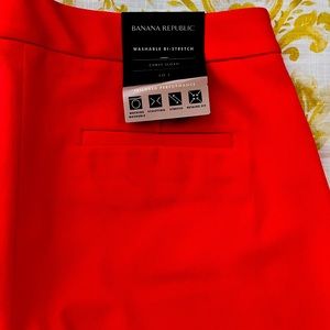 Banana republic, Sloan curvy fit pant New with tags . Never worn .